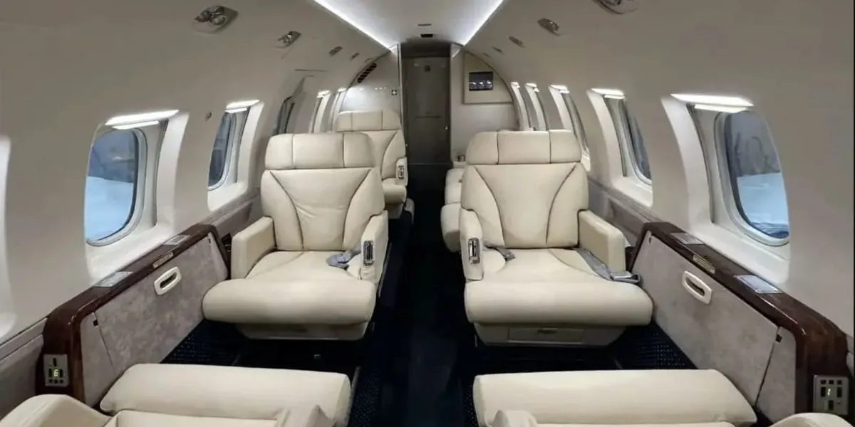 Hawker 800B